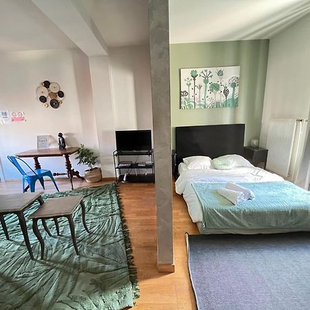 דירות Saint-Julien-lès-Metz Mes Cheminees Parking Metz Un-Sejour-A-Part מראה חיצוני תמונה